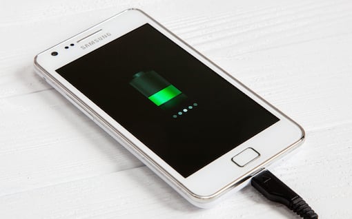 Android Phone With Battery Icon Shutterstock 510px