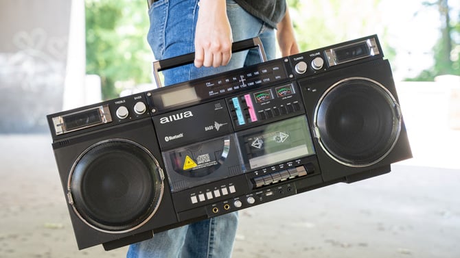 aiwa-retro-boombox-670px.jpg
