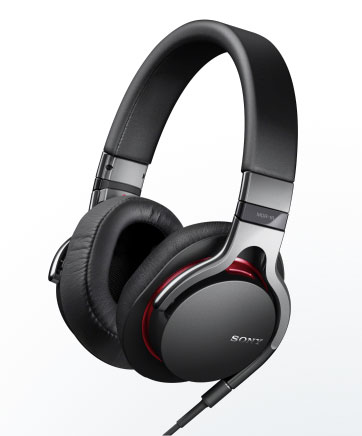 Sony MDR-R1 studio-grade headphones