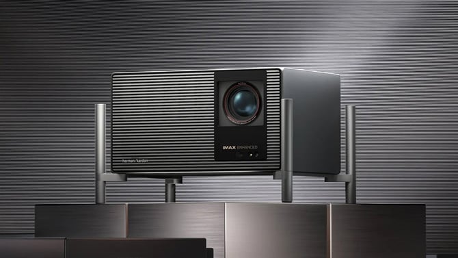 XGIMI Titan Noir 4K projector