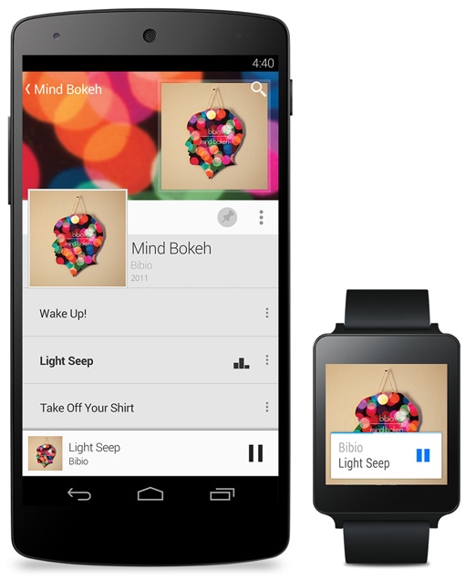 Android Gear smartwatch and phone