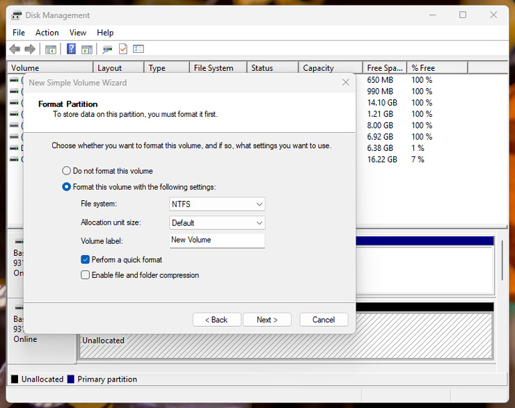 Screenshot of Disk Management showing the suggested format options of NTFS, default allocation unit size, and Volume label as new volume.