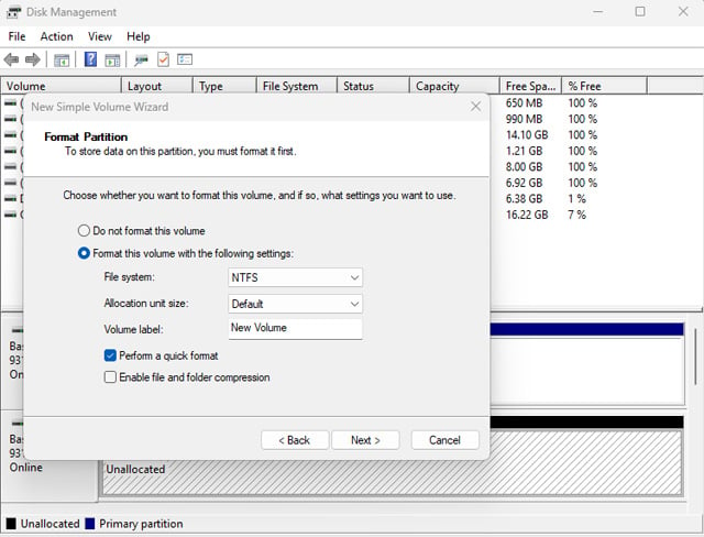 Screenshot of Disk Management showing the suggested format options of NTFS, default allocation unit size, and Volume label as new volume.