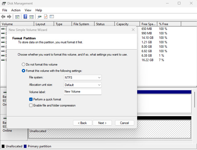 Screenshot of Disk Management showing the suggested format options of NTFS, default allocation unit size, and Volume label as new volume.