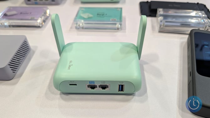 Gl.iNet Beryl 7 travel router