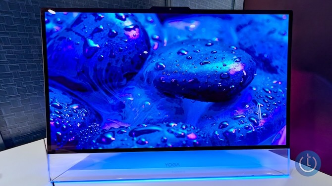 Image of lenovo aio aura all-in-one-pc from the front