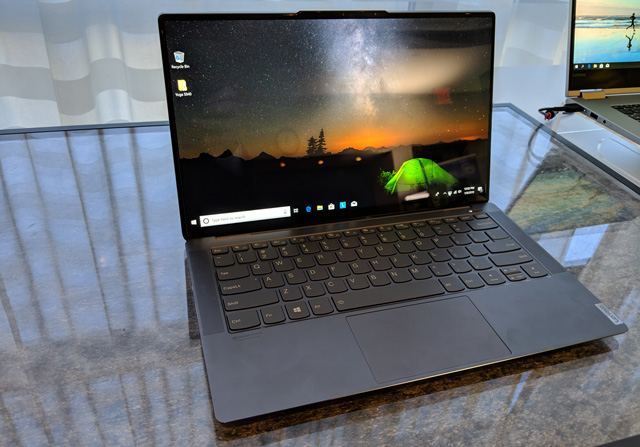 Lenovo Yoga S940 Laptop is Designed to Protect your Privacy - Techlicious