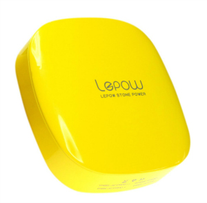 Lepow Moonstone portable recharger