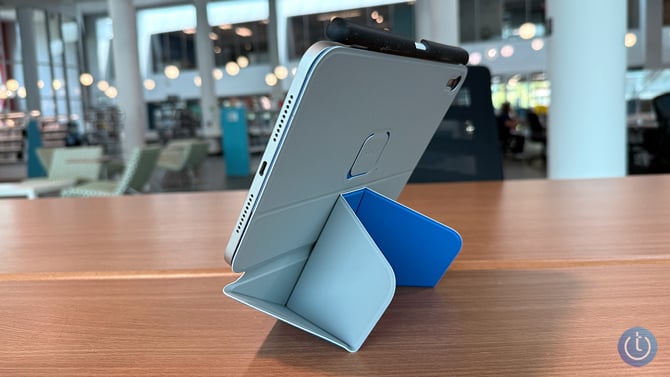 Moft Dynamic Folio shown from the back
