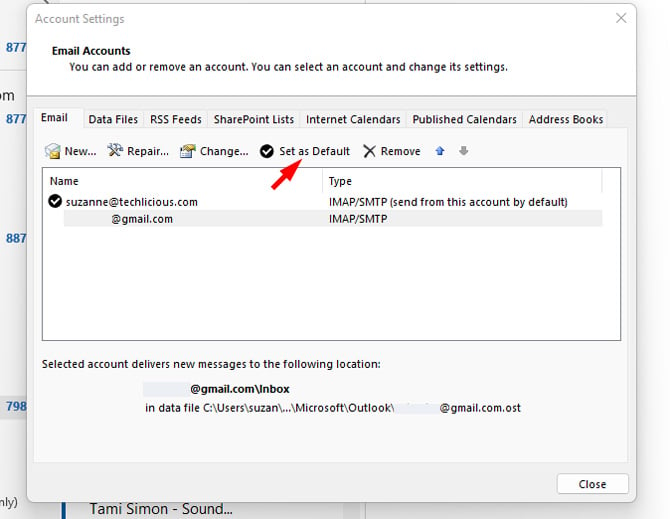 Screenshot of Microsoft Outlook showing the option to set an email address as the default. The option Set as Default is pointed out.