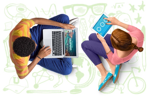 Students using Apple products