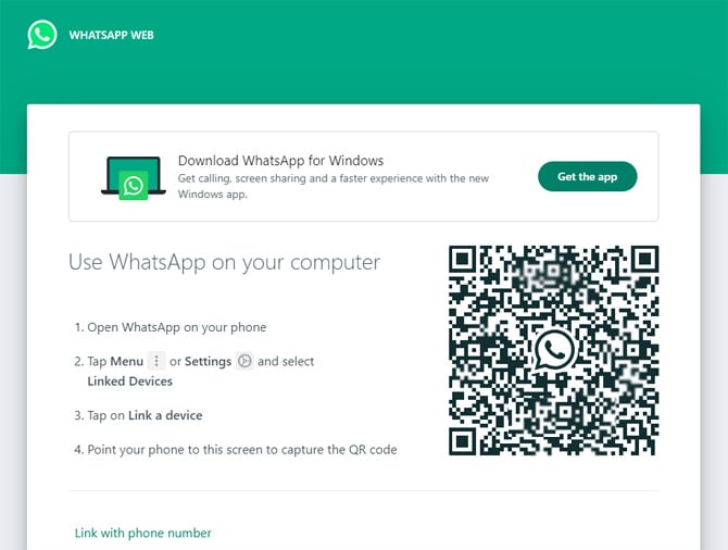 WhatsApp Web screenshot showing QR code for pairing with a smartphone