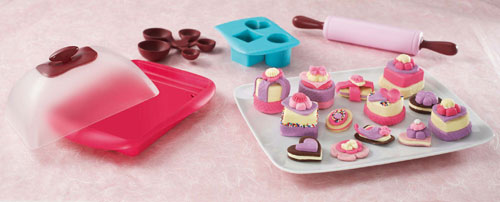 Hasbro Easy-Bake Deluxe Delights