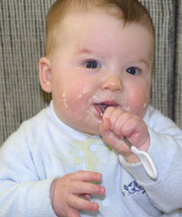 baby messy foods