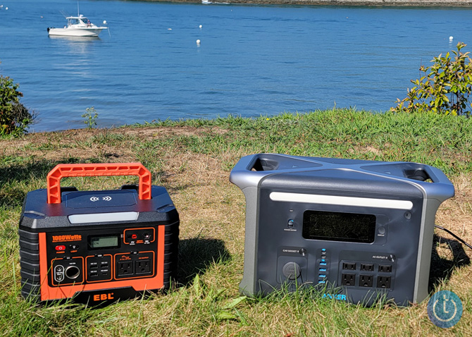EBL Voyager 1000 on the left and the Anker 757 PowerHouse on the right. 
