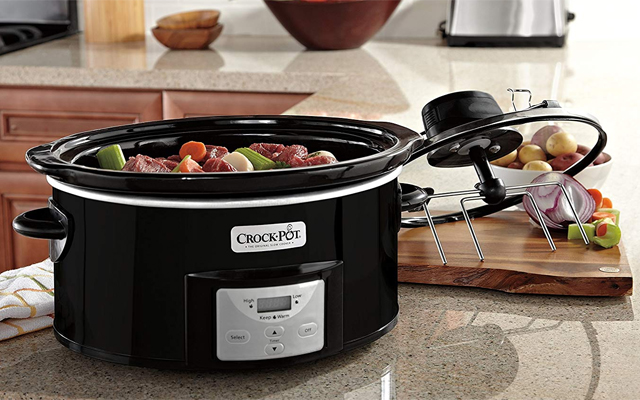 Crock-Pot 6.0-Quart Slow Cooker, Programmable, with iStir Stirring System