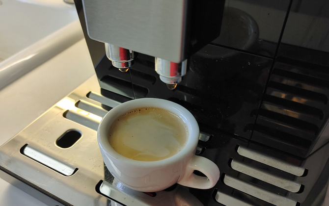 DeLonghi Eletta espresso