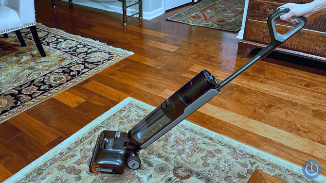 The Dreame H15 Pro shown from the side