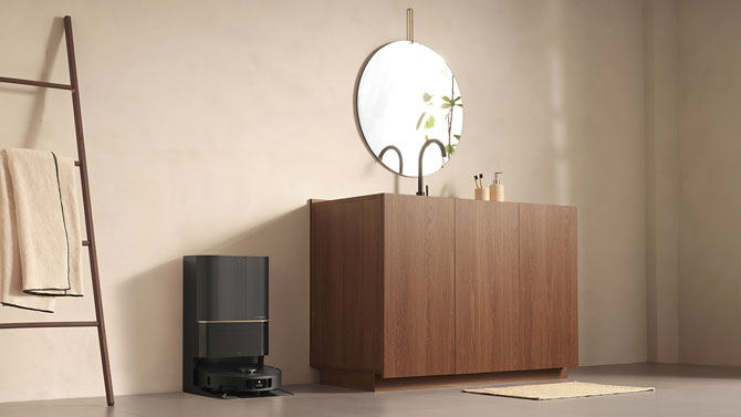 Dreame X40 Ultra is shown in its dock