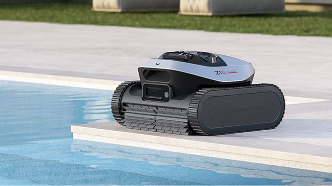 Dreame Z1 Pro next to the pool