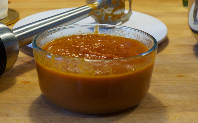 Immersion Blender Test: Breville Control Grip Sauce