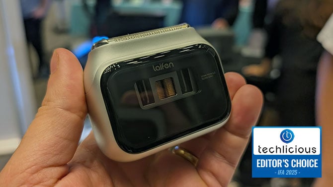  Laifen P3 Pro Electric Shaver shown in a hand. The Techlicious Editor's Choice Award logo is in the lower right. 