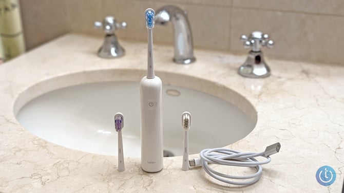 Laifen Wave toothbrush shown with the 