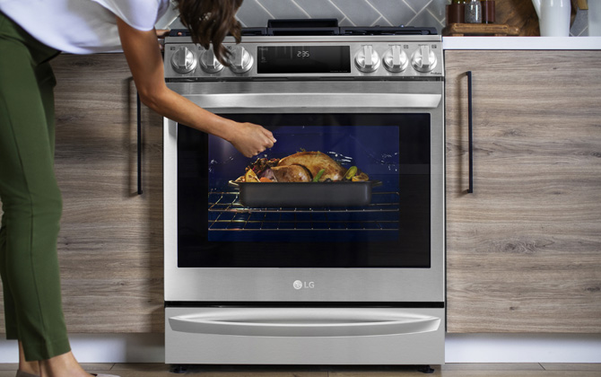 LG InstaView Range with Air Sous Vide