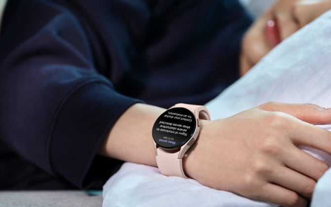 Samsung Galaxy Watch warns a wearer of potential sleep apnea