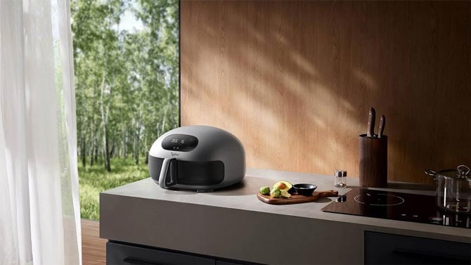 The Typhur Dome 2 sits on a counter