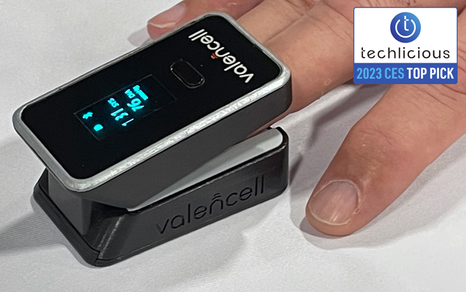 Valencell FingerTip Device on finger