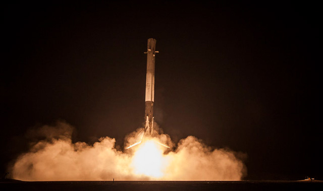 SpaceX Falcon 9 landing