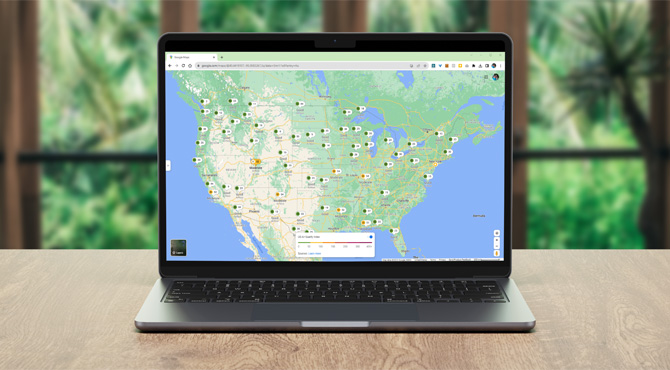 Laptop showing a map of the U.S. with AQI readings