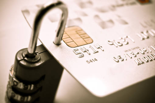 How to Stop Chip Credit Card Scammers from Stealing Your Identity