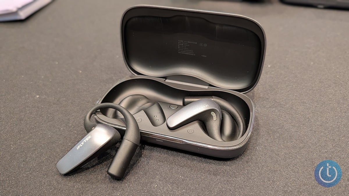 iFLYTEK’s New Translation Earbuds Handle Noise and Long-Range Use