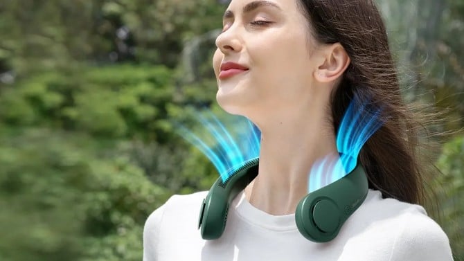 photo of JISULIFE Life3 portable neck fan on a woman's neck