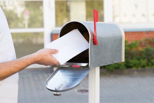 Outdoor mailbox