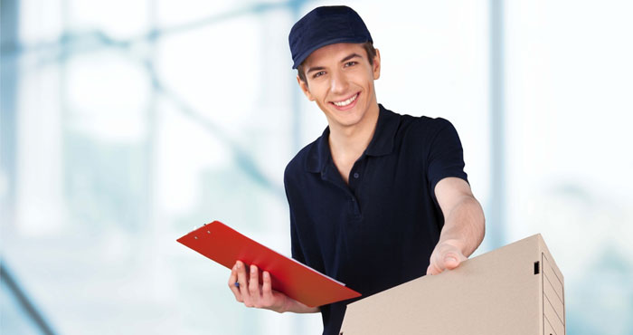 https://www.techlicious.com/images/misc/man-delivering-package-700px.jpg