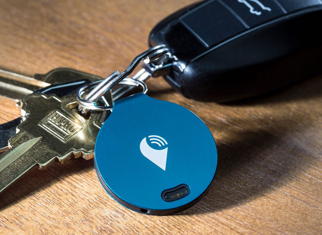 TrackR Bravo