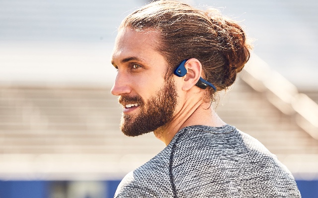 Best headphones for road running: Aftershokz Trekz Air