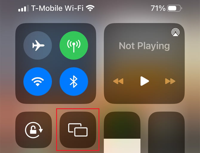 iOS 16 Control Panel with the screen mirroring icon in a red box.