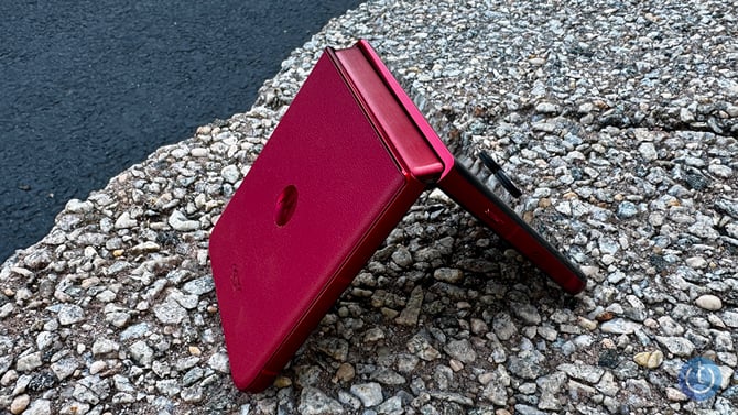 Motorola 2025 Razr Ultra is in tent mode with the fabric back showing.