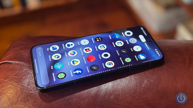 The OnePlus 15R ia shown from the front and side