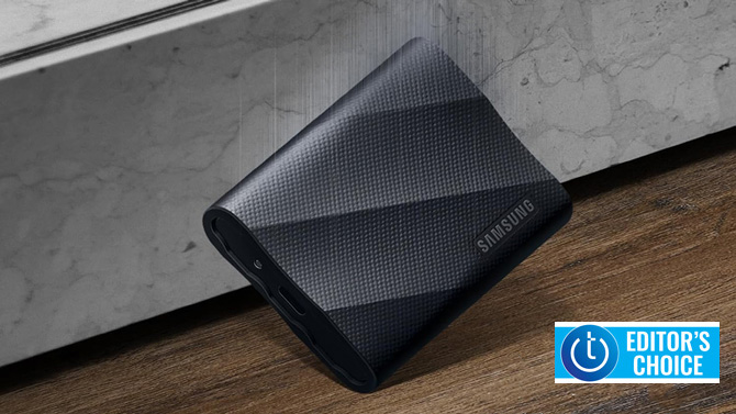 The Samsung T9 drive is shown in black. The Techlicious Editor's Choice logo is in the lower right corner.