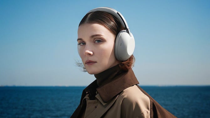 The Sony 1000X The Collection headphones in platinum