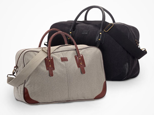 FYL Weekender Bag with built-in charger